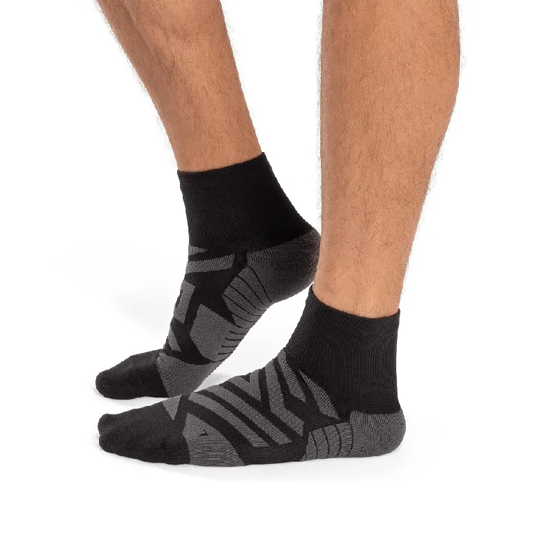 On Men's Performance Mid Sock - Black / Shadow