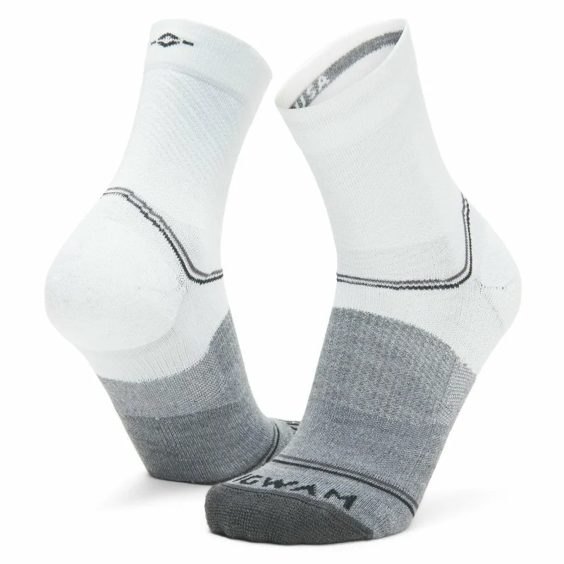 Wigwam Surpass Lightweight Mid-Crew Socks